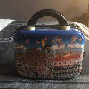 Heya travel makeup hard case